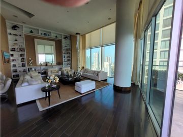 Apartamento Bocagrande sobre la bahia
