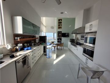 Apartamento Bocagrande sobre la bahia