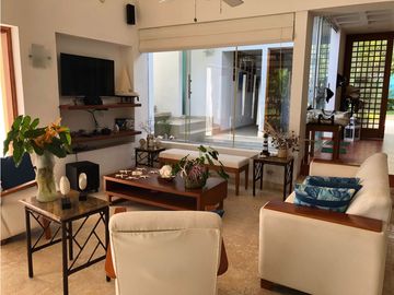 Casa en Baru, condominio cerrado