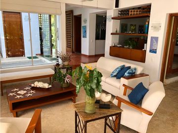 Casa en Baru, condominio cerrado