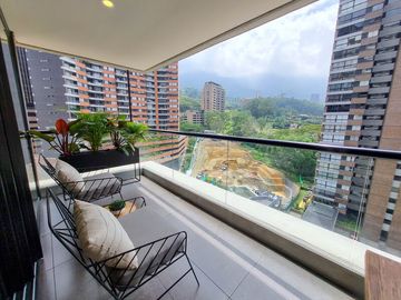 APARTAMENTO EN VENTA UBICADO EN EL POBLADO SECTOR LAS PALMAS