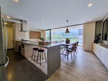 APARTAMENTO EN VENTA UBICADO EN EL POBLADO SECTOR LAS PALMAS