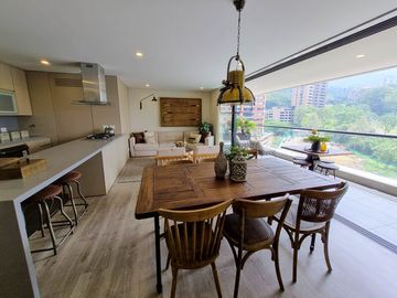 APARTAMENTO EN VENTA UBICADO EN EL POBLADO SECTOR LAS PALMAS