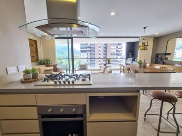 APARTAMENTO EN VENTA UBICADO EN EL POBLADO SECTOR LAS PALMAS
