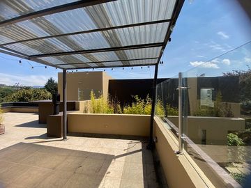 En Renta hermosa Casa en conjunto cerrado Casa de Campo, La Calera