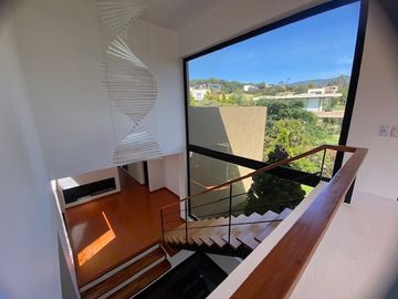 En Renta hermosa Casa en conjunto cerrado Casa de Campo, La Calera