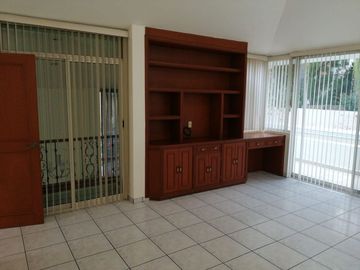 Casa Dentro de Coto Bugambilias Primera Sección