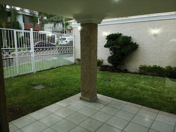 Casa Dentro de Coto Bugambilias Primera Sección
