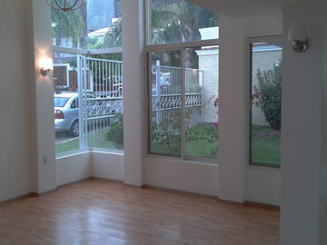 Casa Dentro de Coto Bugambilias Primera Sección