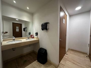 Venta de Oficinas en Torre Ho, San Jerónimo