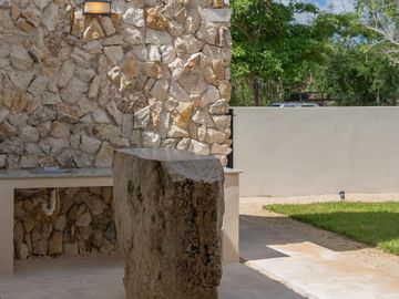 CASA EN  VENTA EN  PRIVADA DE LUJO EN DZIDZILCHE