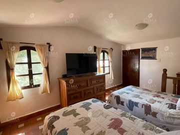 Venta casa en Fraccionamiento Real Monte Casino, Huitzilac -V347