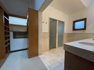 Renta casa en Club de Golf Los Encinos, Lerma, Edo de México