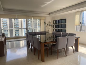 Venta de departamento con Terraza en Bosques de las Lomas, Bosque Alto
