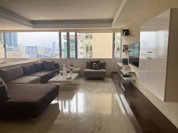 Venta de departamento con Terraza en Bosques de las Lomas, Bosque Alto