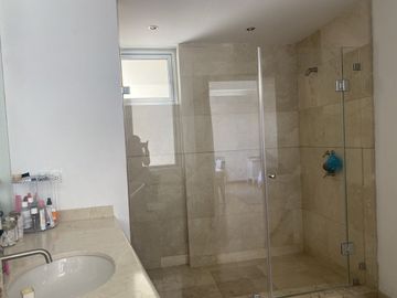 Venta de departamento con Terraza en Bosques de las Lomas, Bosque Alto