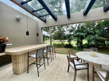 Venta de residencia personalizable en privada Amanhá, Yucatán Country Club