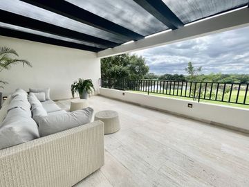Venta de residencia personalizable en privada Amanhá, Yucatán Country Club