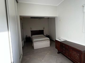 Casa de 3 dormitorios - Venta