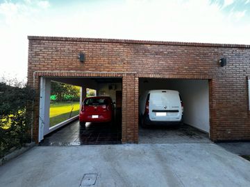 Casa de 3 dormitorios - Venta