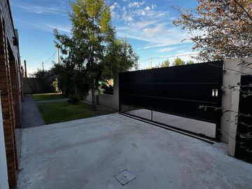 Casa de 3 dormitorios - Venta
