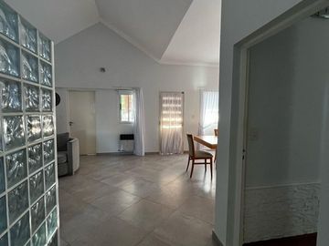 Casa de 3 dormitorios - Venta