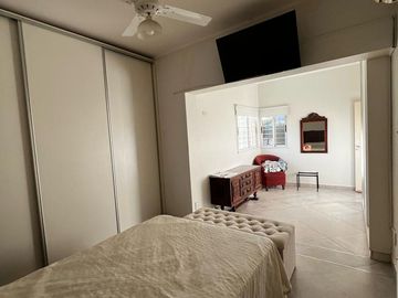 Casa de 3 dormitorios - Venta