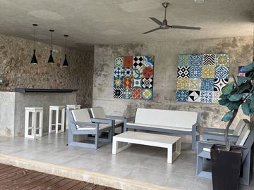 CASA EN RENTA EN PRIVADA JULIETA, PASEO NORTE, CUENTA CON PANELES SOLARES