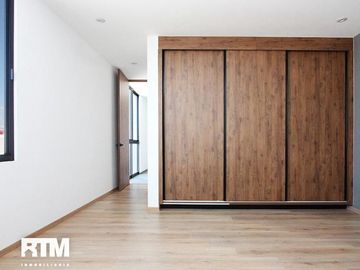 Se vende casa en La Vista