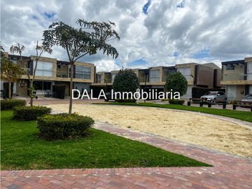 SE VENDE CASA EN CHIA CUNDINAMARCA
