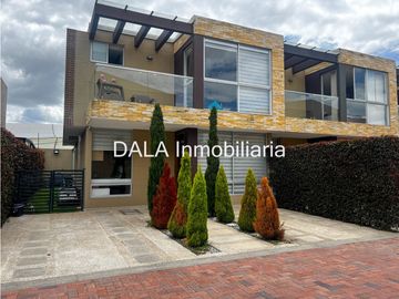 SE VENDE CASA EN CHIA CUNDINAMARCA