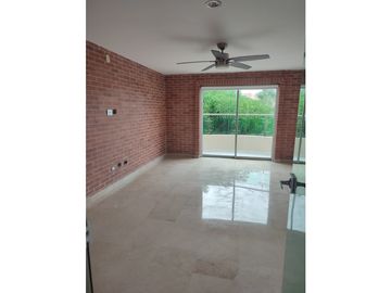 SE VENDE AMPLIA CASA EN VILLA CAMPESTRE
