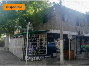 Casa Con Dos Apartamentos Y Locales Comerciales Santa Marta Colombia