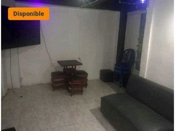 Casa Con Dos Apartamentos Y Locales Comerciales Santa Marta Colombia