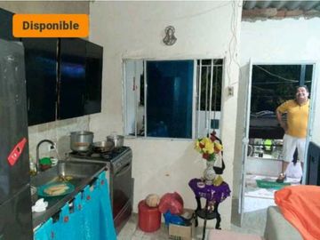 Casa Con Dos Apartamentos Y Locales Comerciales Santa Marta Colombia