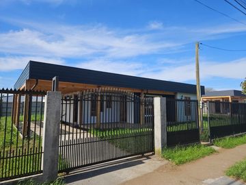 REBAJADA , HERMOSA CASA NUEVA EN EL CENTRO DE PINTO