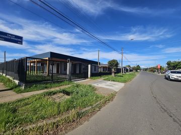 REBAJADA , HERMOSA CASA NUEVA EN EL CENTRO DE PINTO