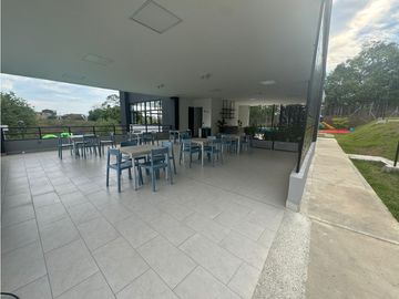 RENTA CASA ESQUINERA EN CONJUNTO CERRADO CERRITOS PEREIRA