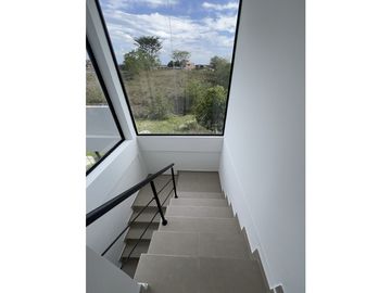 RENTA CASA ESQUINERA EN CONJUNTO CERRADO CERRITOS PEREIRA