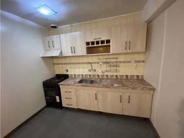 Oportunidad casa en barrio Jardín Luzuriaga!!