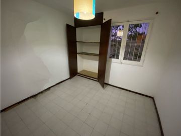 Oportunidad casa en barrio Jardín Luzuriaga!!