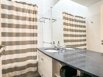 Moderna casa de 3 dormitorios en venta en Country Club Newman