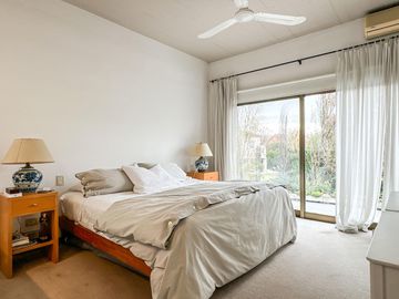 Moderna casa de 3 dormitorios en venta en Country Club Newman