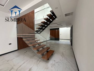 CASA EN BOSQUES DEL VALLE V CON RECÁMARA EN PLANTA BAJA