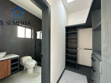 CASA EN BOSQUES DEL VALLE V CON RECÁMARA EN PLANTA BAJA