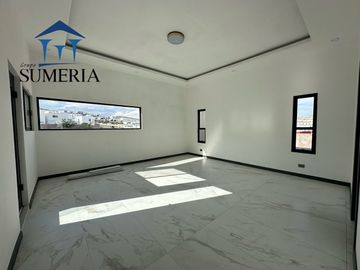 CASA EN BOSQUES DEL VALLE V CON RECÁMARA EN PLANTA BAJA