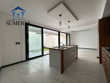 CASA EN BOSQUES DEL VALLE V CON RECÁMARA EN PLANTA BAJA