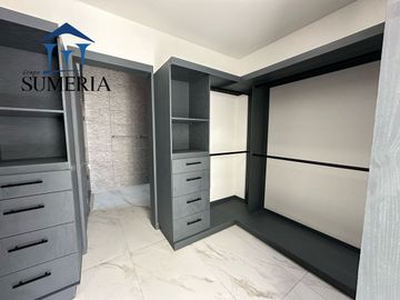 CASA EN BOSQUES DEL VALLE V CON RECÁMARA EN PLANTA BAJA