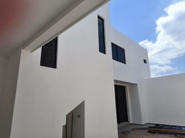 HERMOSA RESIDENCIA EN VENTA EN VILLAS DE LAS PALMAS