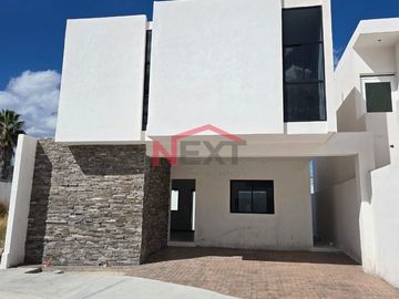 SE VENDE CASA NUEVA PRIVADA VILLAS DE VISTA HERMOSA 